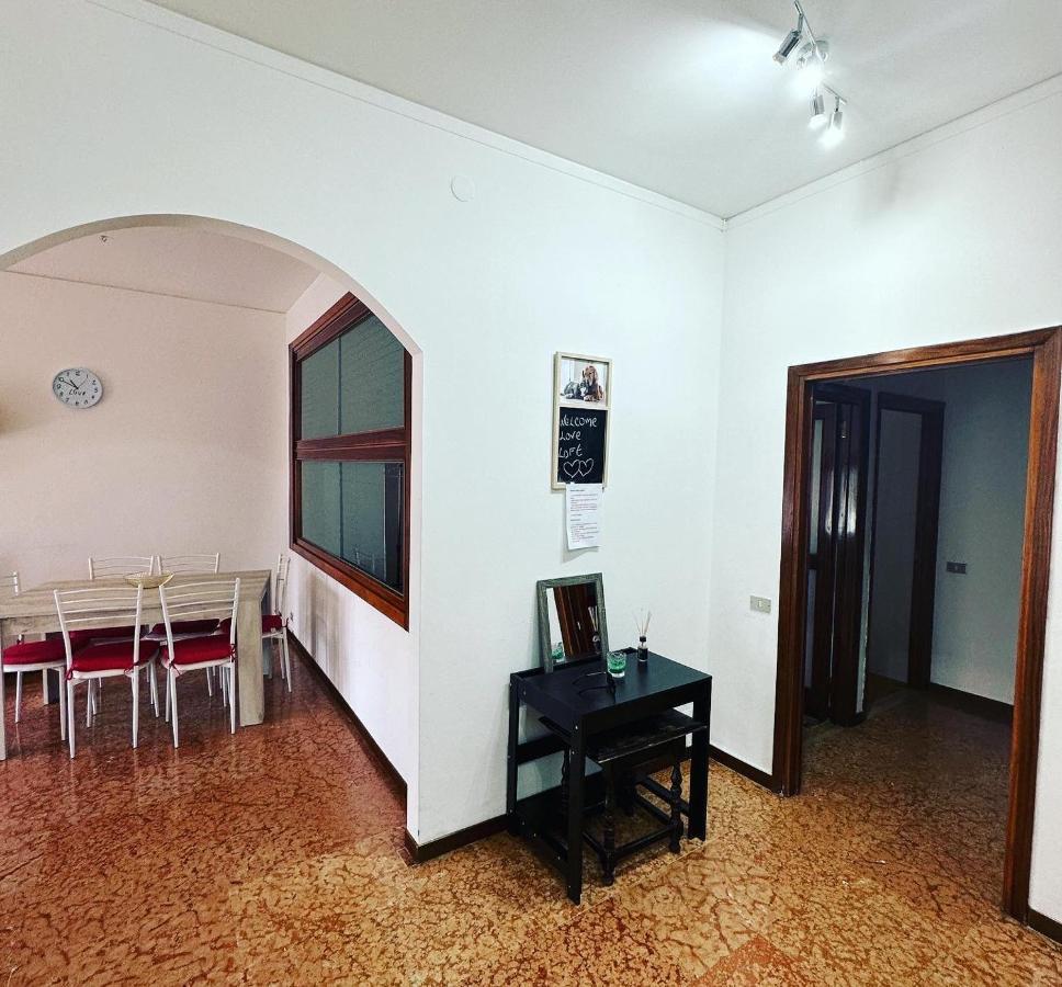 Love Loft Casa Vacanza เลคโค ภายนอก รูปภาพ